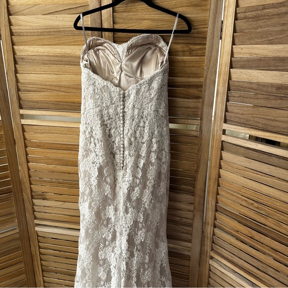 Wtoo Sisi Gown/11525 in Ivory Parisian Lace with Topaz Charmeuse Lining size 2 - Picture 8 of 15